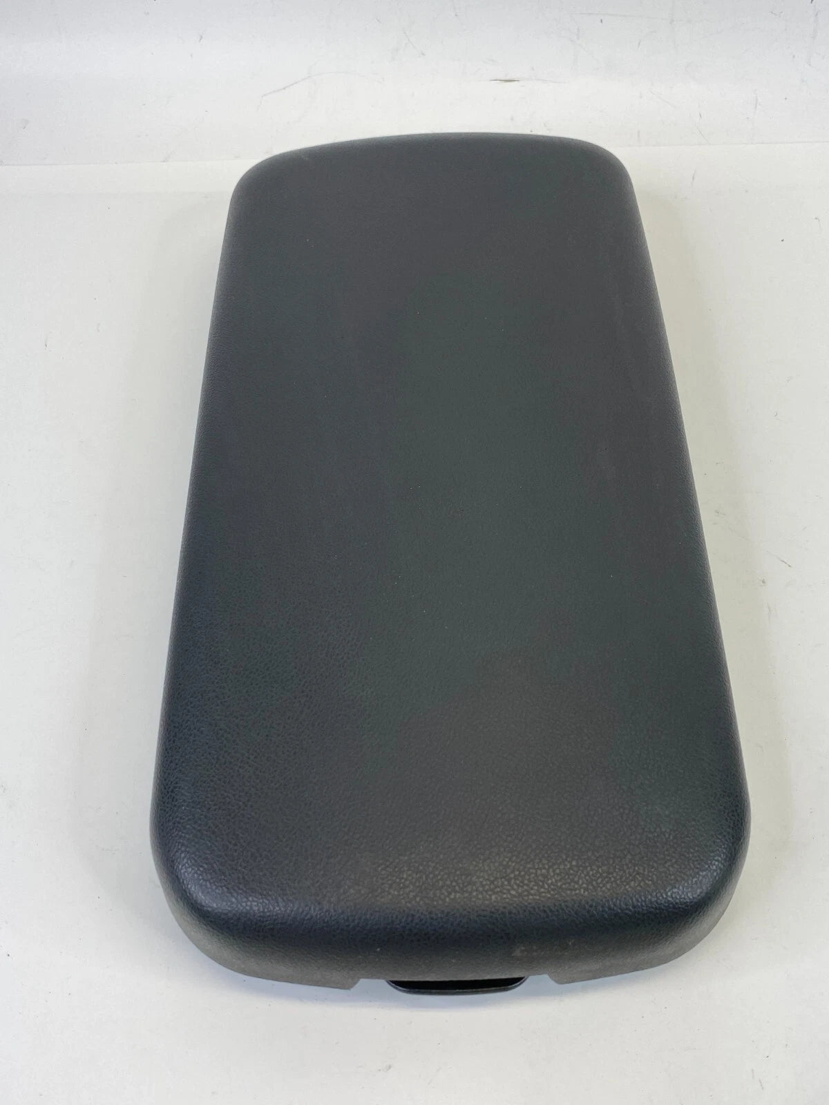 05 06 07 08 09 10 PONTIAC G6 CENTER CONSOLE LID ARM REST ARMREST 22713736 OEM