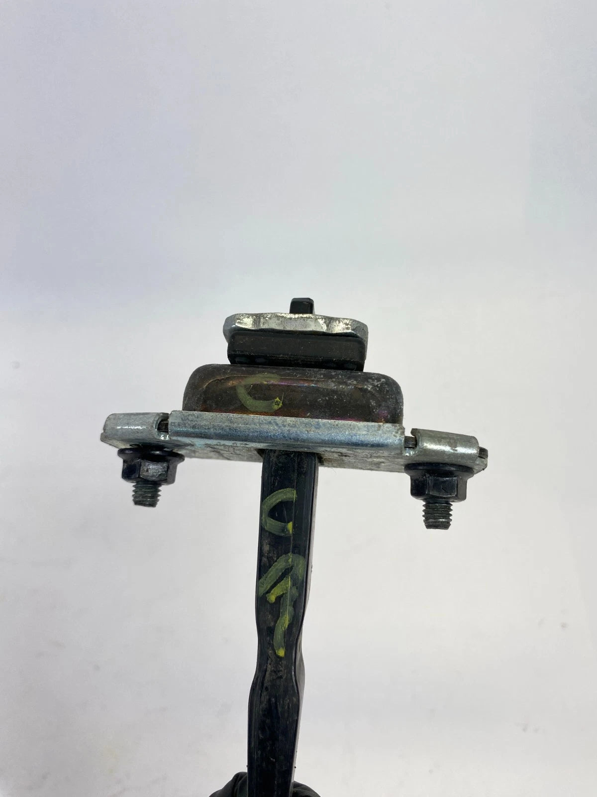 2011-2016 KIA OPTIMA REAR RIGHT DOOR HINGE CHECK STRAP STOP STOPPER DETENT OEM