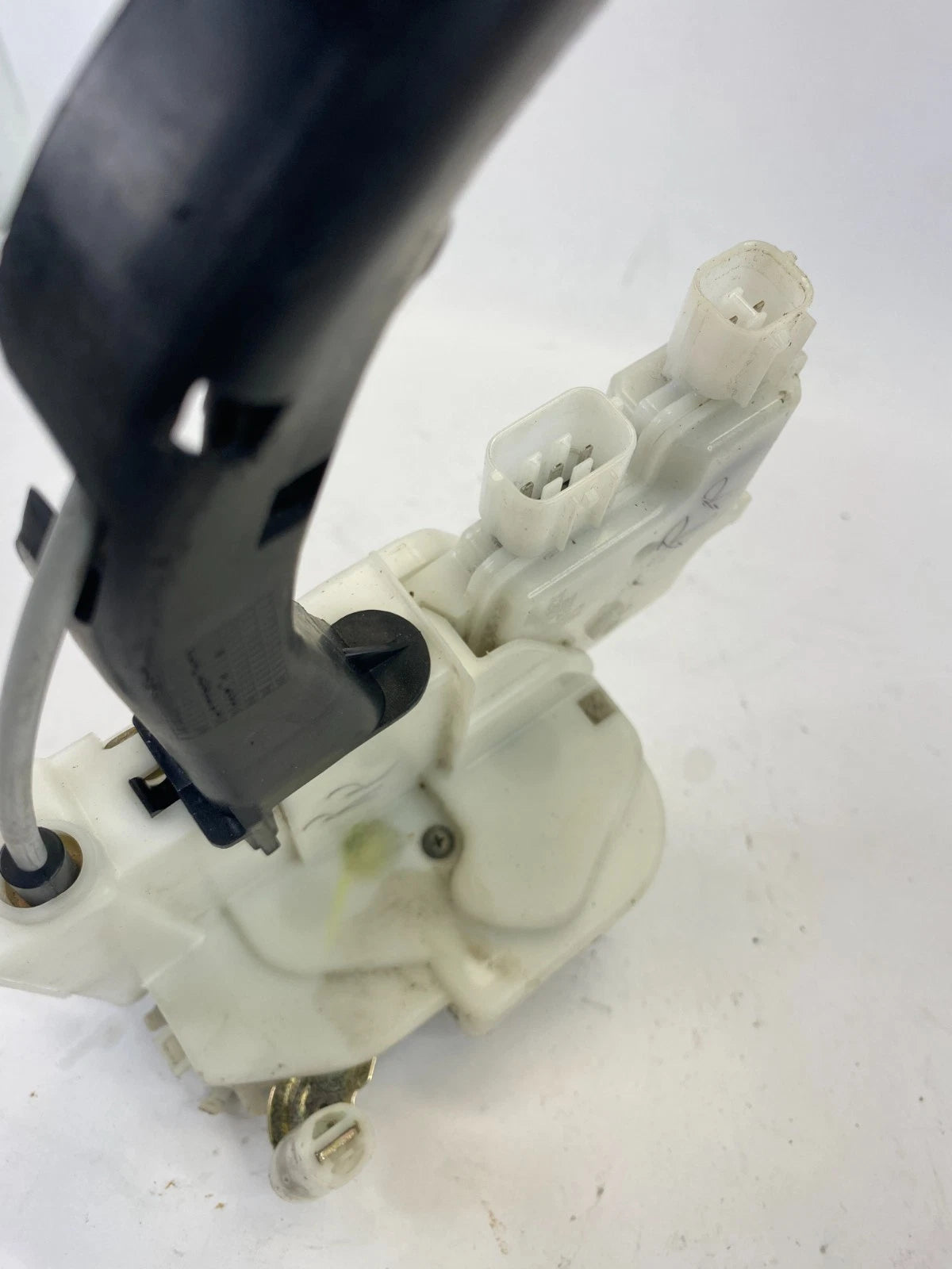 2004-2007 HONDA ACCORD RIGHT REAR DOOR LOCK LATCH ACTUATOR ASSEMBLY OEM