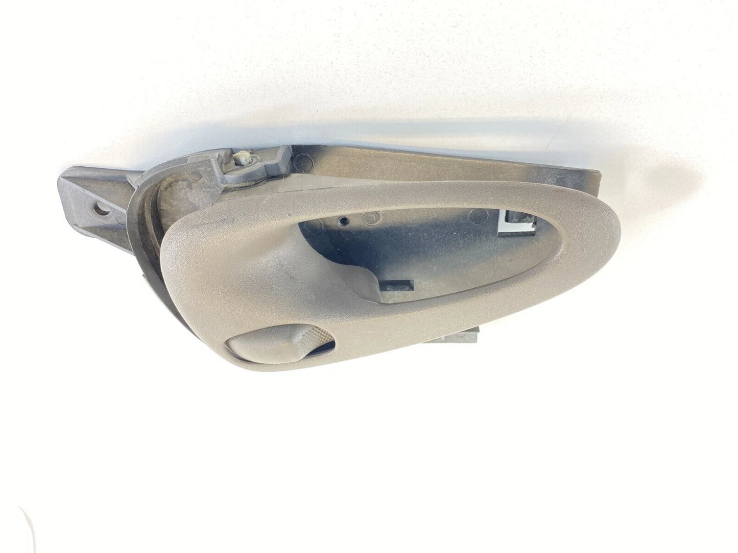 1999-2005 PONTIAC GRAND AM REAR LEFT INTERIOR INNER INSIDE DOOR HANDLE RR LH OEM
