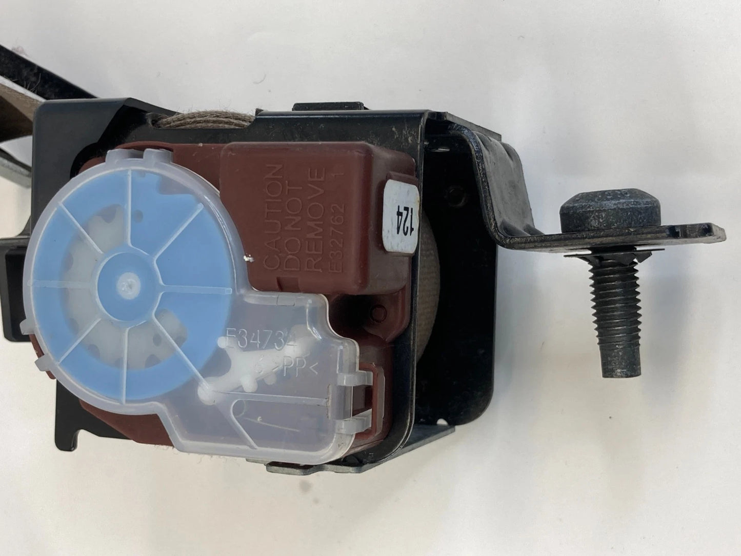 2002 2003 2004 2005 Ford Explorer Front Right Side Seat Belt Retractor OEM