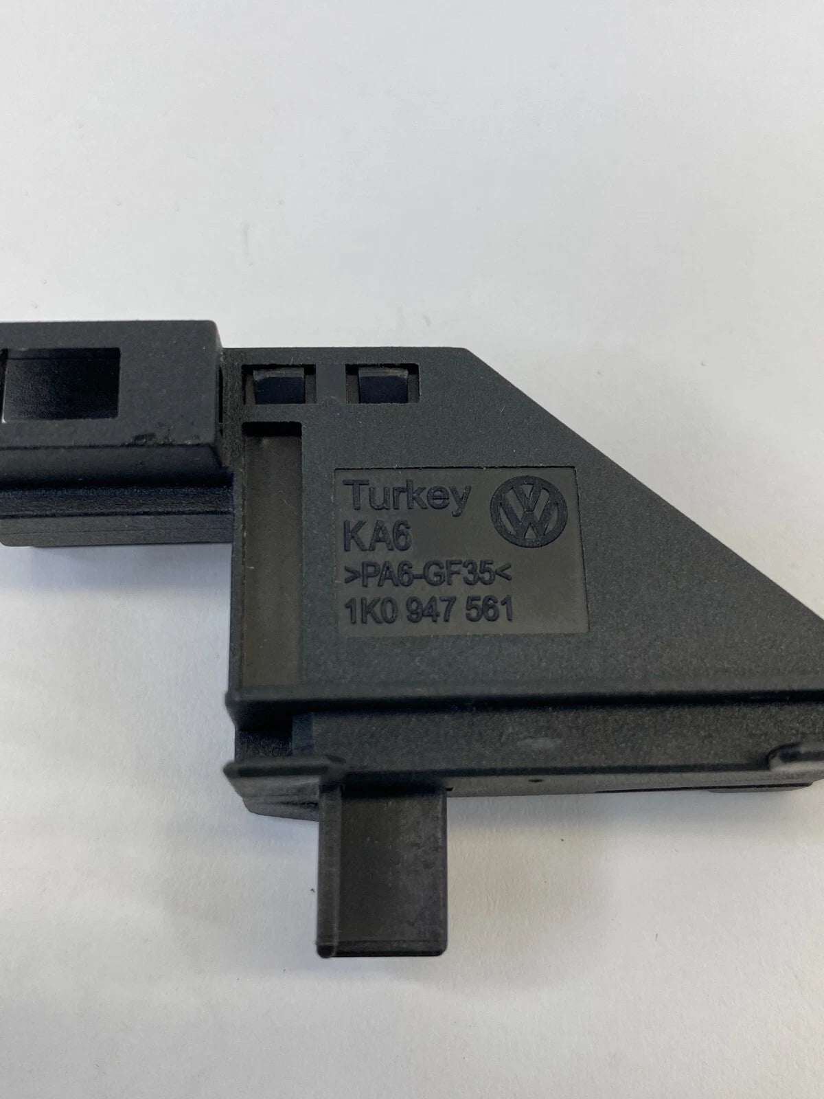 2010-2018 VOLKSWAGEN JETTA GLOVE BOX COMPATMENT BOX LIGHT LAMP SWITCH 1K0947561