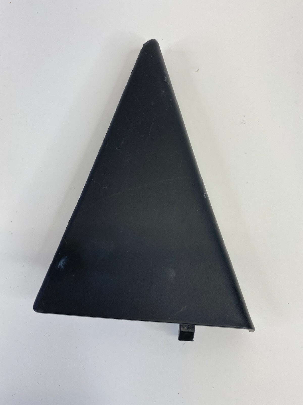 2013-2018 Hyundai Santa Fe Sport Rear Left Inner Door Corner Molding Cover OEM