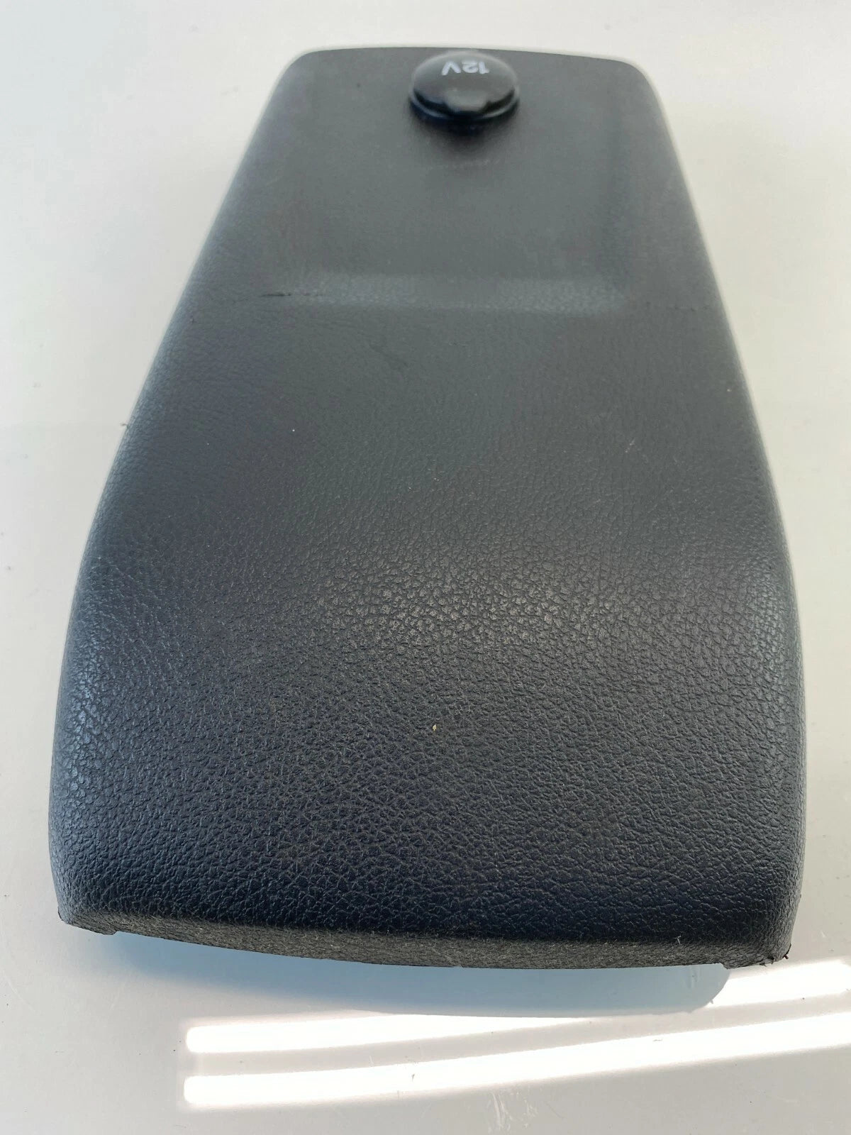 2012-2014 FORD FOCUS REAR POWER OUTLET 12V SOCKET COVER PLUG OEM BM51-A043B63