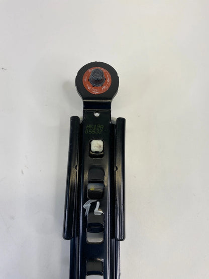 2012-2017 KIA RIO HATCHBACK FRONT LEFT DRIVER SEAT BELT HEIGHT ADJUSTER ASSEMBLY