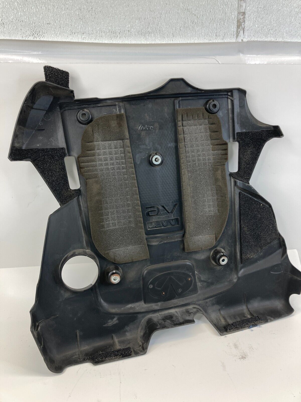 2008-2013 Infiniti G37 3.7L V6 VVEL Engine Motor Top Cap Cover 14041-EY01A OEM