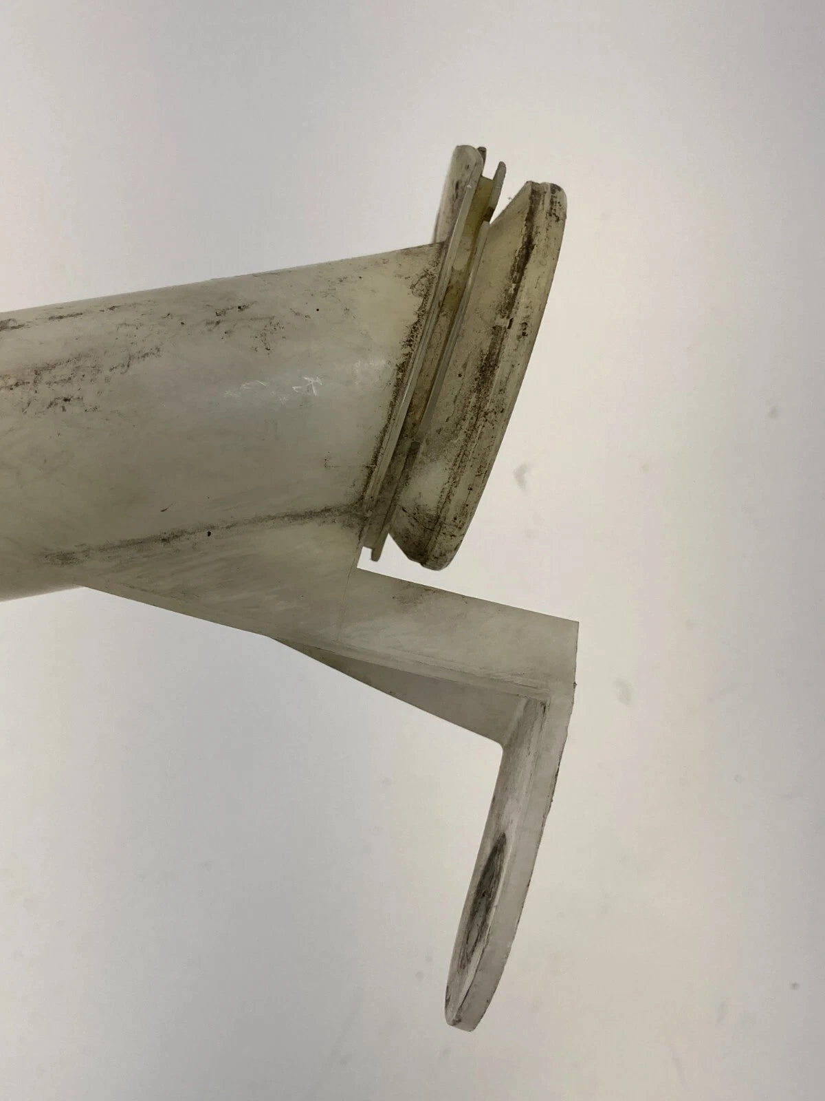 2008-2013 NISSAN ROGUE WINDSHIELD WIPER WASHER RESERVOIR TUBE PIPE OEM