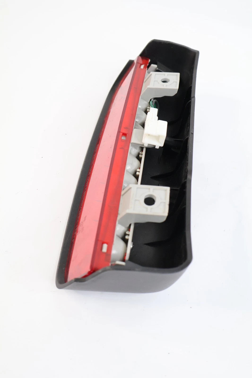 2010 11 12 2013 KIA SOUL REAR HIGH MOUNTED 3RD THIRD BRAKE LIGHT LAMP 92701-2K0