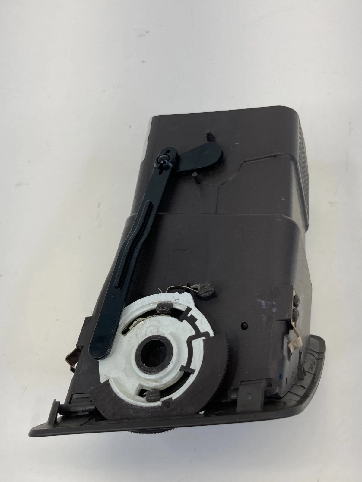 2011-2017 BUICK REGAL DASH RIGHT PASSENGER SIDE A/C AIR VENT OUTER 13321922 OEM