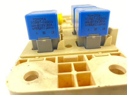 1998-2000 LEXUS LS400 4.0L INTERIOR CABIN DASH JUNCTION BLOCK FUSE RELAY OEM
