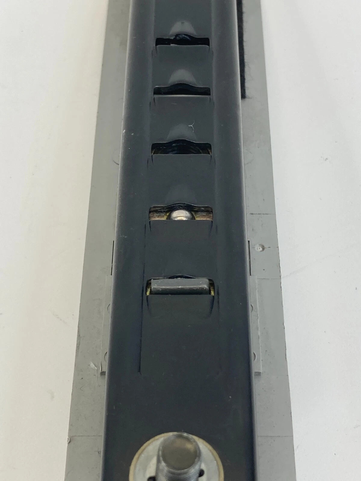 2003-2007 HONDA ACCORD SEDAN FRONT RIGHT SIDE SEAT BELT HEIGHT ADJUSTER OEM