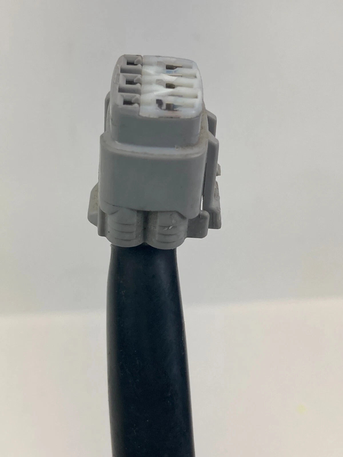 2006-2009 PONTIAC TORRENT REAR LEFT TAIL LIGHT WIRE HARNESS CABLE CONNECTOR OEM