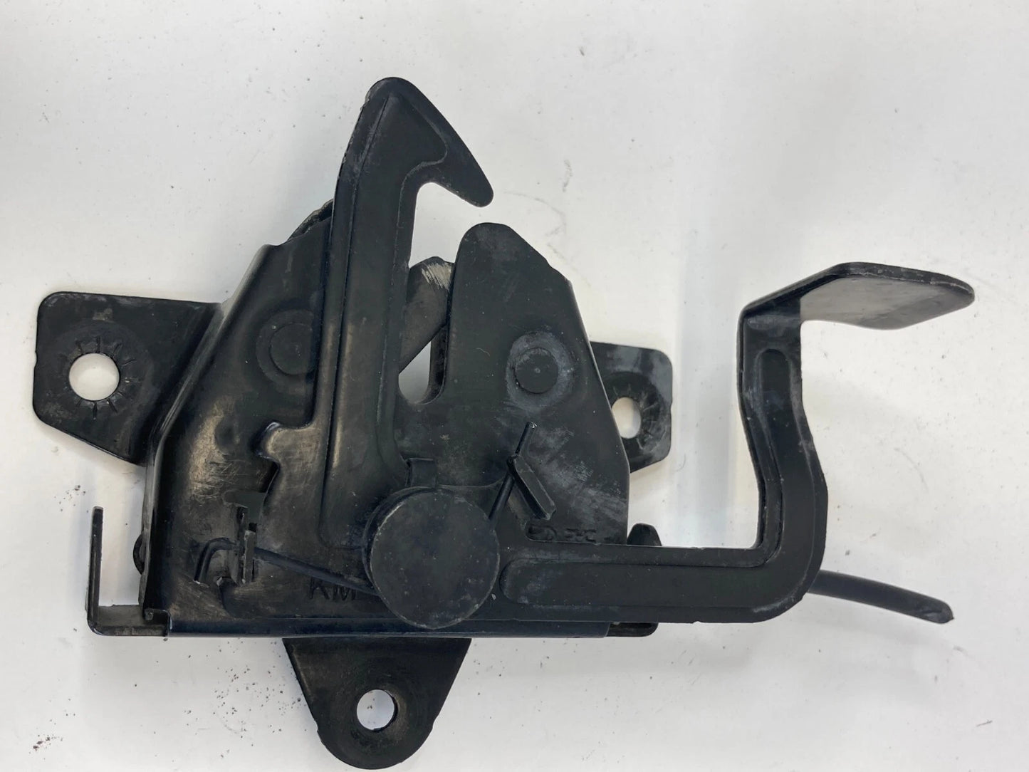2005-2010 KIA SPORTAGE FRONT HOOD LOCK LATCH RELEASE MECHANISM UPPER OEM FACTORY