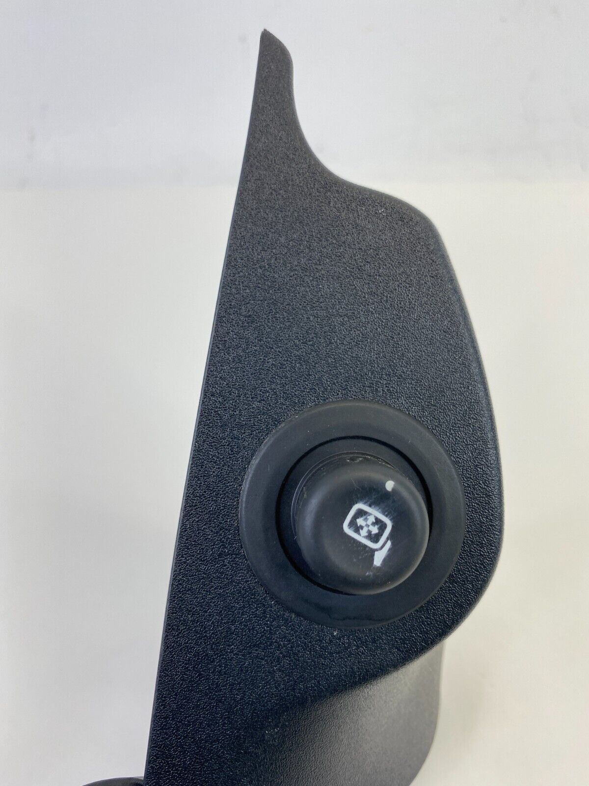 2008-2012 Ford Escape 2008-2011 Mariner Mirror Control Switch w/ Trim 8F9T17B676