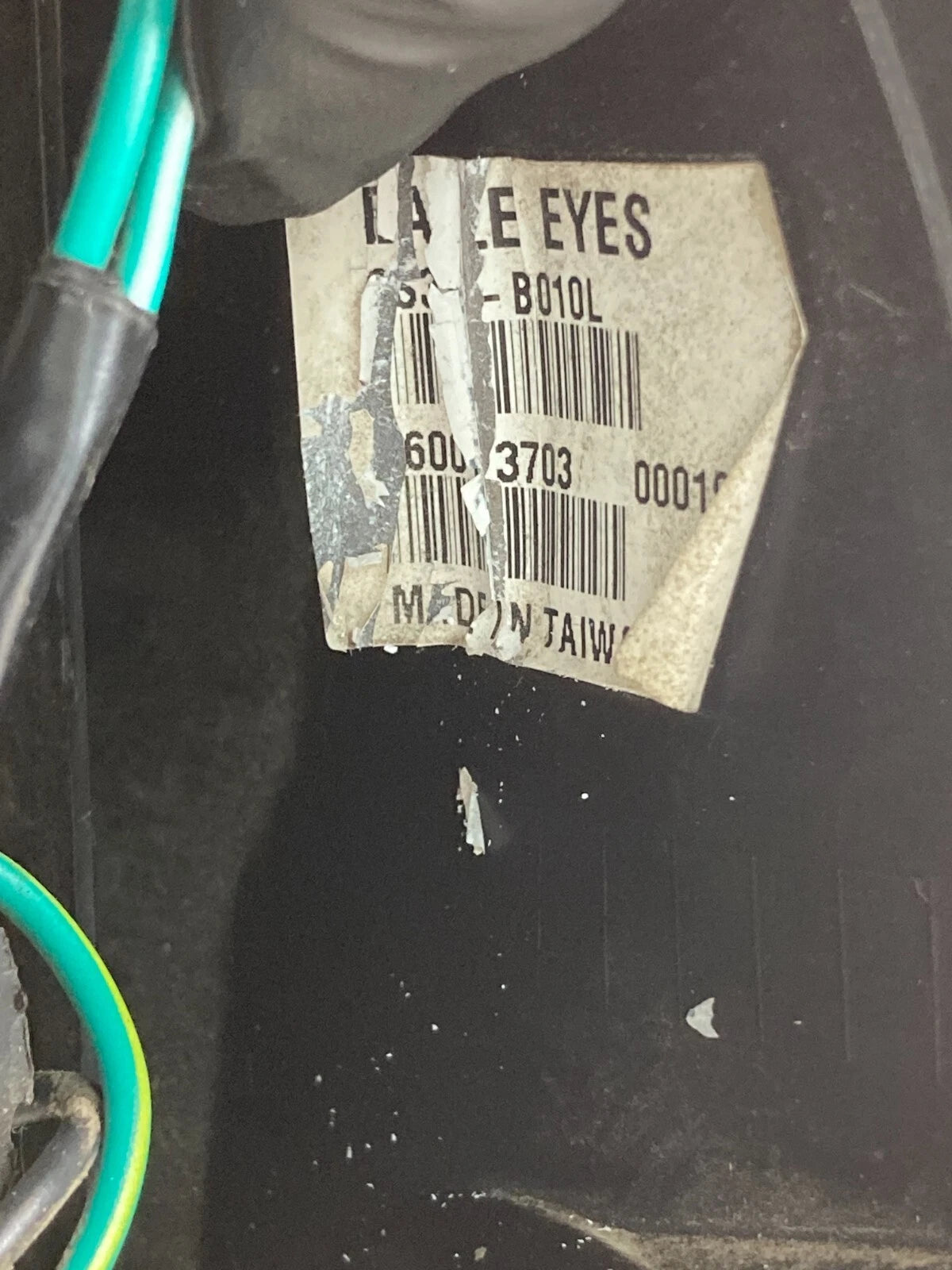 2005-2007 JEEP LIBERTY REAR LEFT DRIVER SIDE TAILLIGHT LAMP ASSEMBLY AFTERMARKET