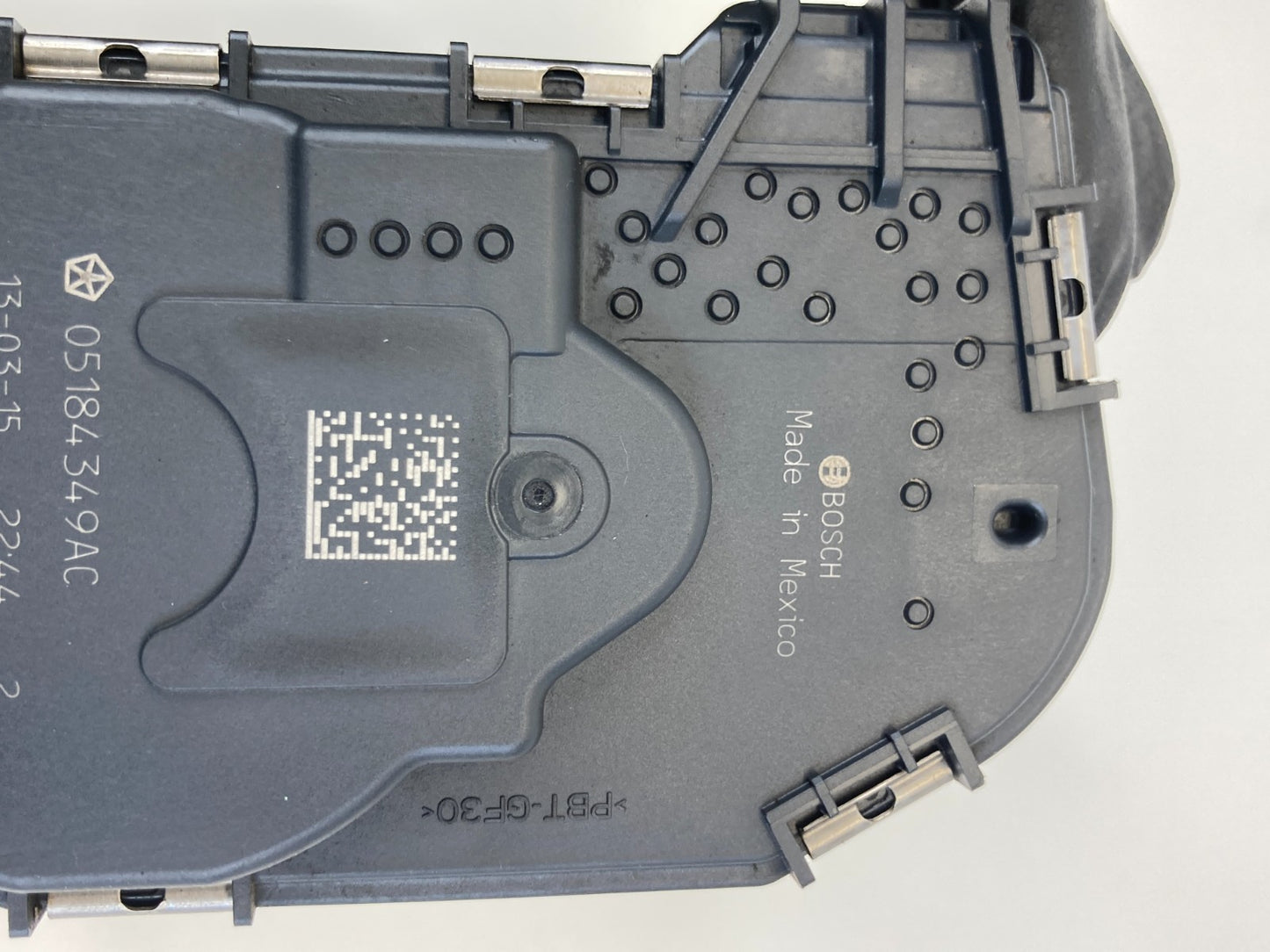 2011-2016 Town & Country 3.6L V6 A/T Throttle Body Throttle Valve 5184349AC OEM