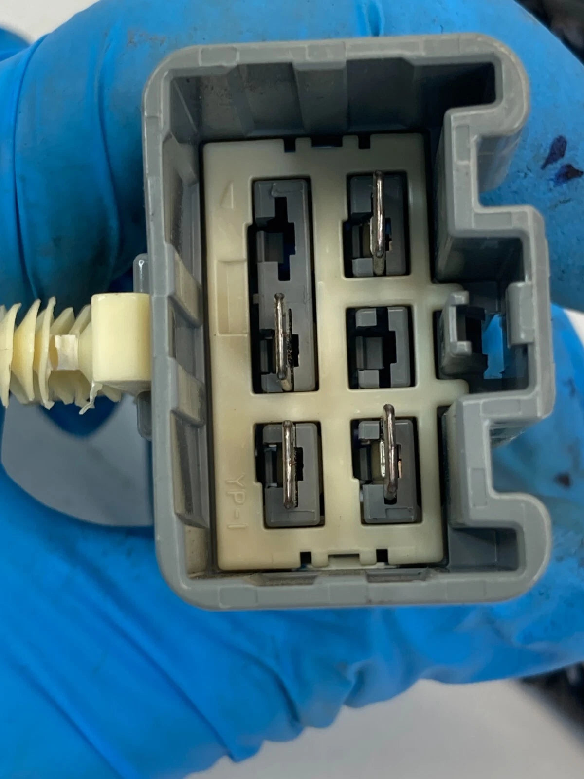 2010-2012 Chevrolet Traverse Rear Liftgate Tailgate Wire Wiring Harness 20813085