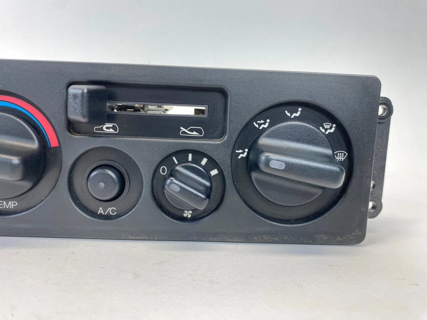 1995-2002 ISUZU TROOPER A/C HEATER CLIMATE CONTROL PANEL ASSEMBLY OEM