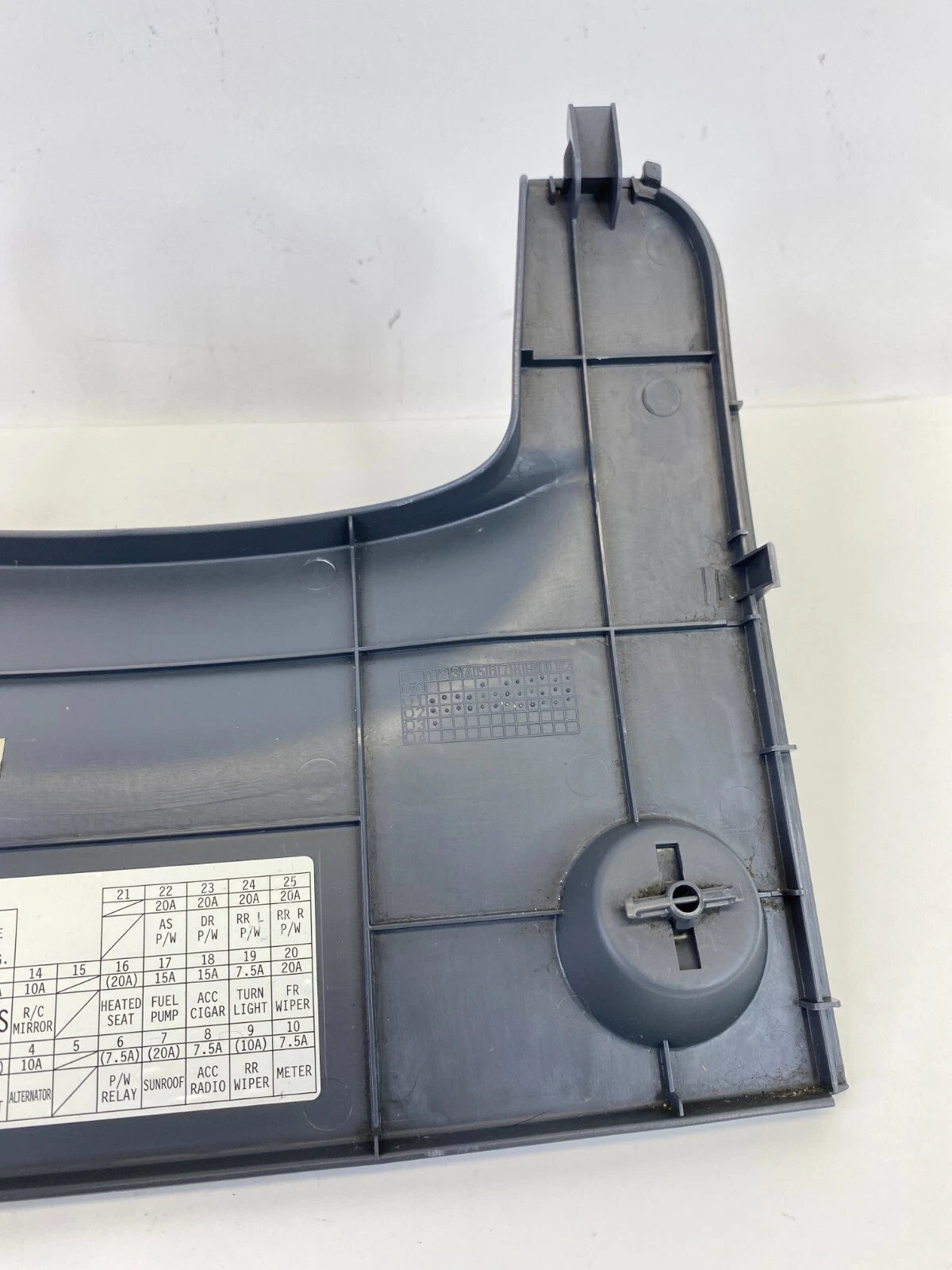 2001-2005 HONDA CIVIC DASH LEFT LOWER FUSE ACCESS PANEL COVER 77301-S5A-A000