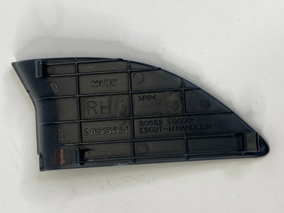 06-10 INFINITI M35 FRONT RIGHT INTERIOR DOOR HANDLE COVER BEZEL TRIM 80682-EG00