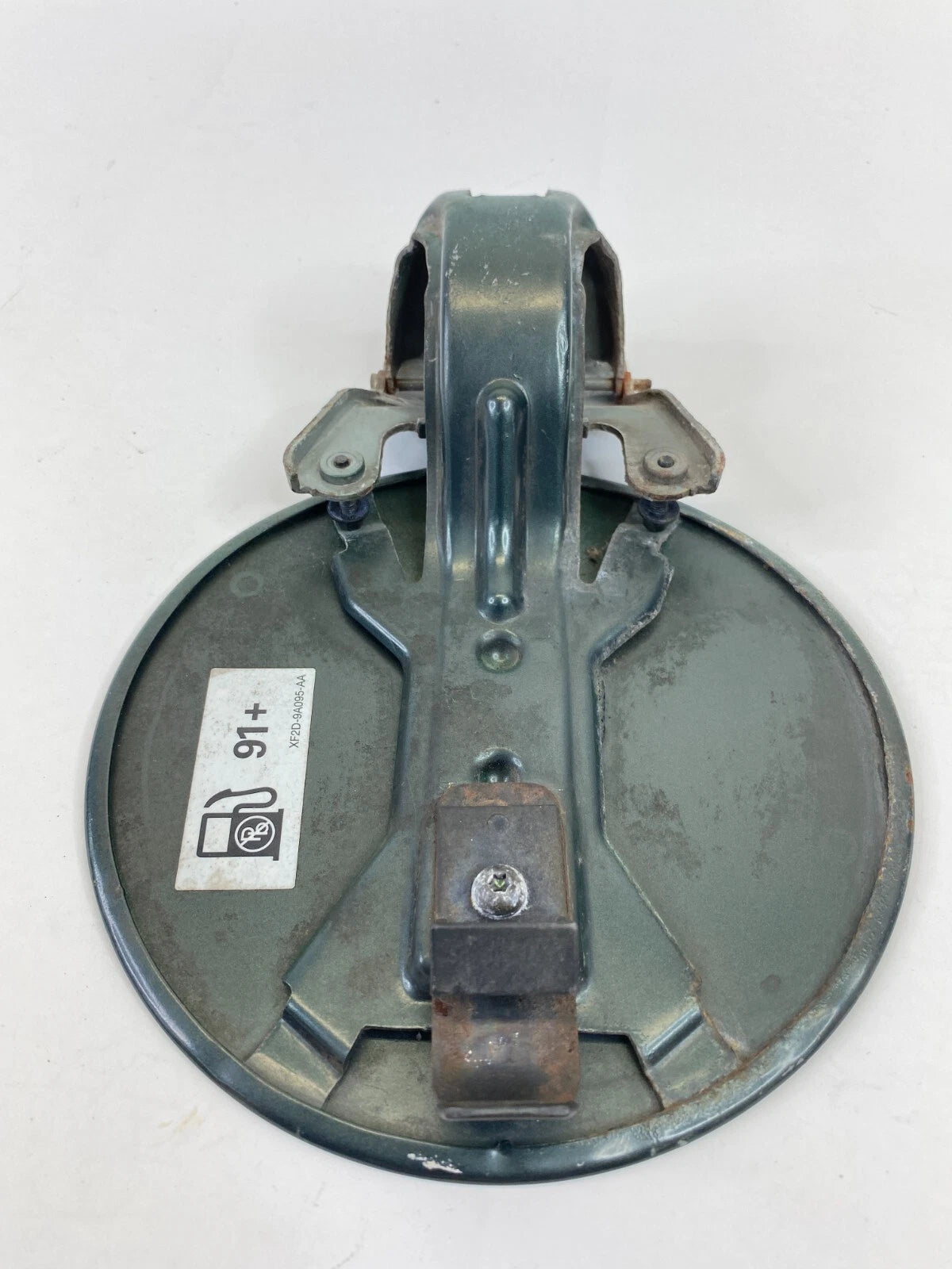 1998-2002 LINCOLN TOWN CAR FUEL FILLER TANK DOOR GAS LID COVER XF2D-9A095-AA OEM