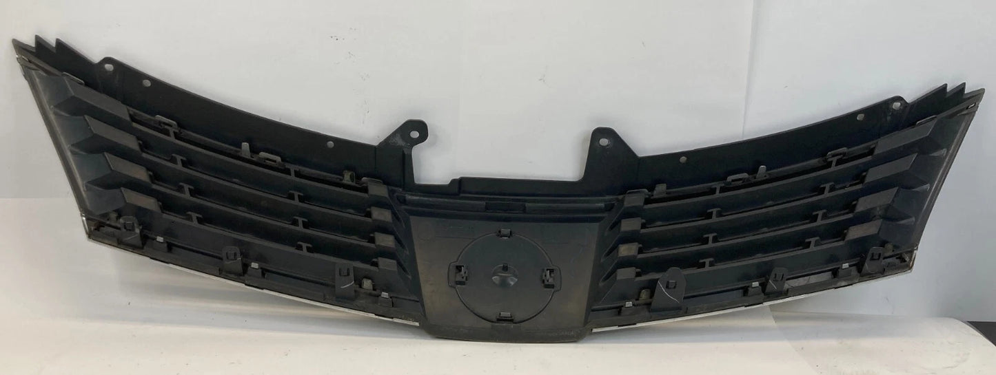 2007-2009 NISSAN VERSA HATCHBACK FRONT UPPER GRILL GRILLE CHROME 62310-EM30A OEM