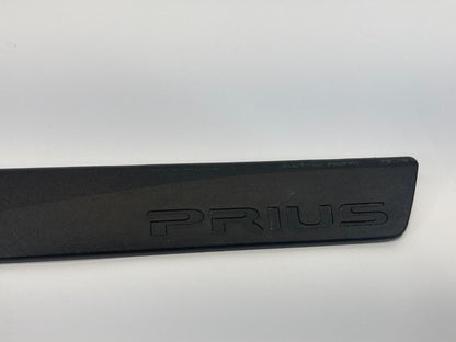 10-15 Toyota Prius Front Right Passenger Door Scuff Plate Step Trim 67911-47030