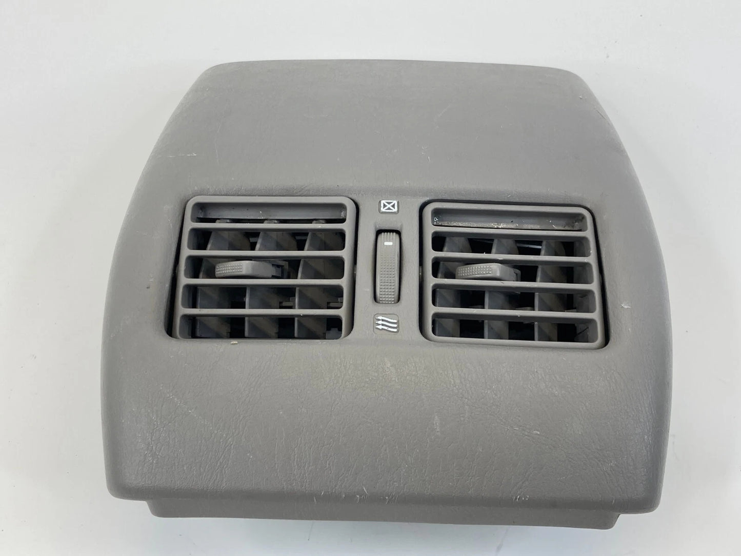 02 03 LEXUS ES300 REAR CENTER CONSOLE AIR VENT GRILLE COVER 58860-33010 OEM