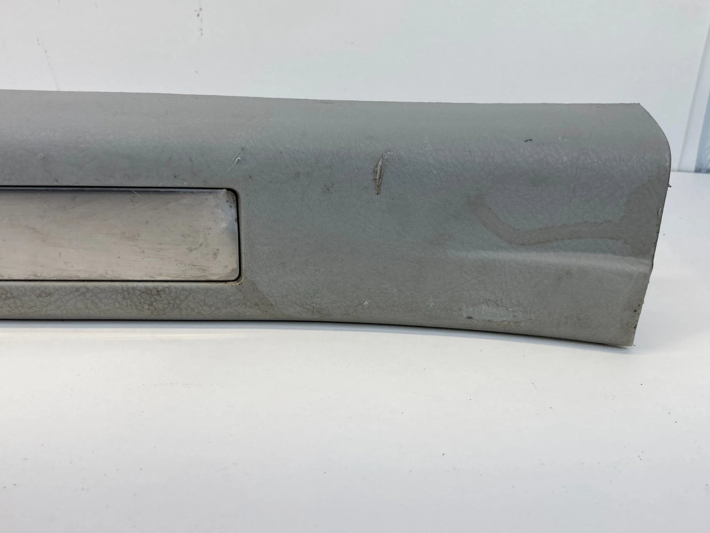 2007 2008 LEXUS RX350 FRONT LEFT SIDE DOOR SILL TRIM SCUFF PLATE WITH LAMP OEM