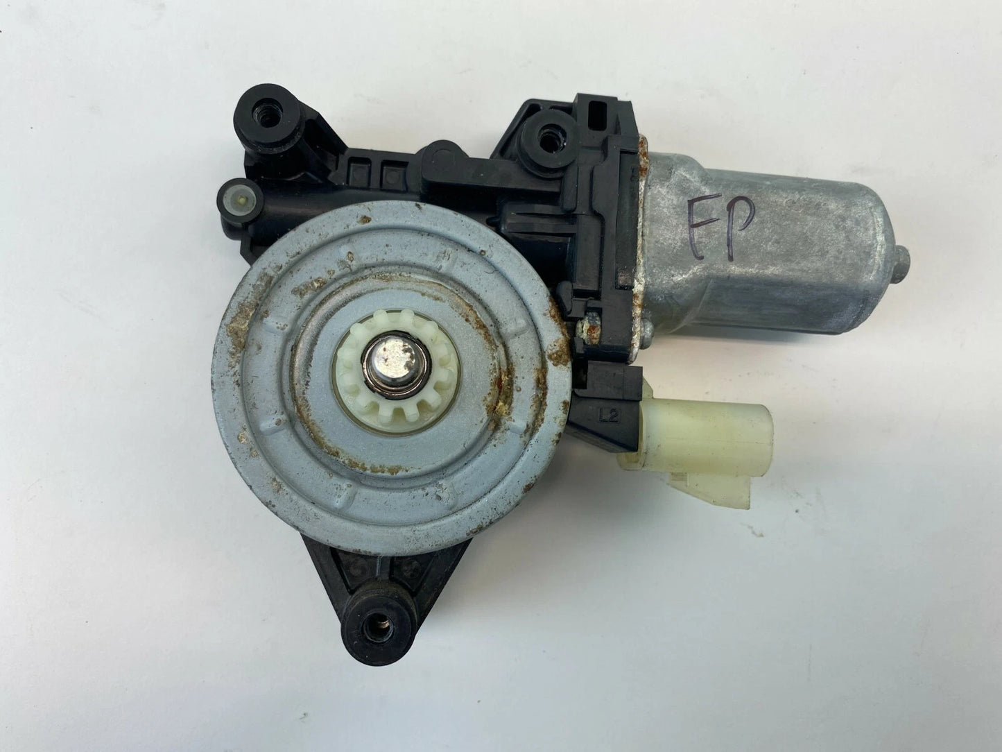 06-11 CHEVROLET HHR FRONT RIGHT PASSENGER SIDE POWER WINDOW MOTOR 262100-3462