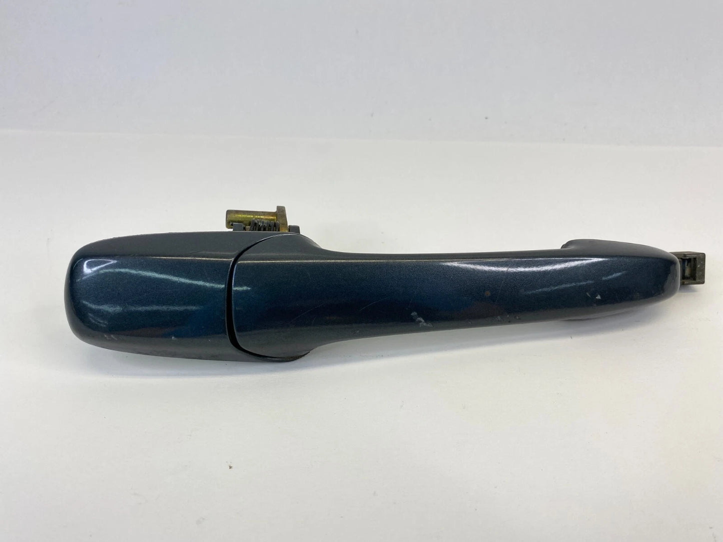 2003-2005 MAZDA6 MAZDA 6 REAR RIGHT SIDE EXTERIOR DOOR HANDLE ASSEMBLY RR RH OEM