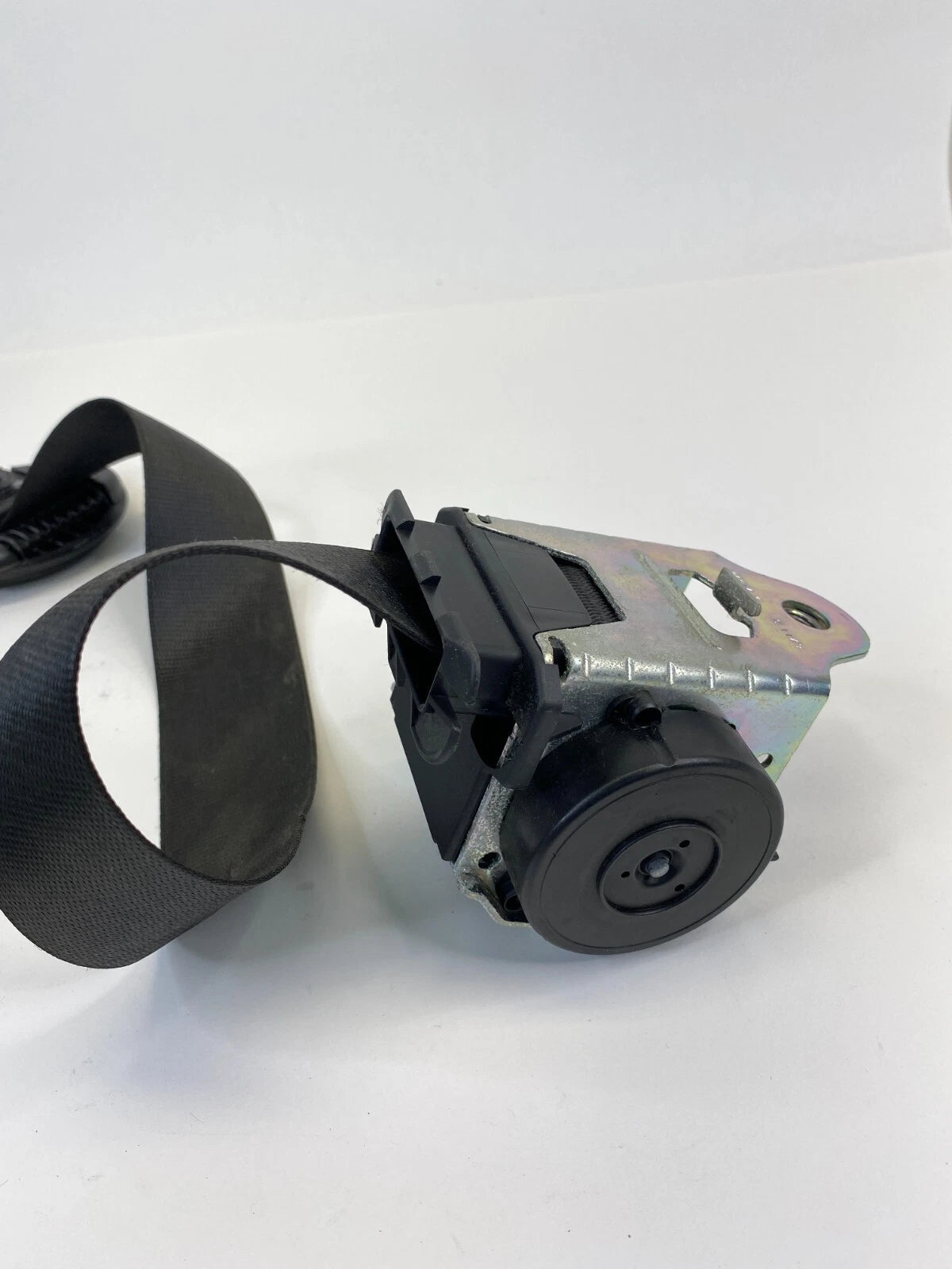 06-10 BMW 550I SEDAN FRONT RIGHT PASSENGER SIDE SEAT BELT RETRACTOR 603404600C