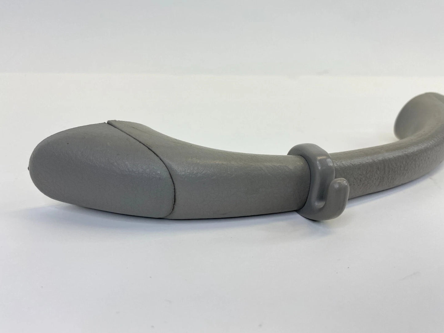 2004 2005 04 05 TOYOTA RAV4 ROOF REAR LEFT BACK INNER GRAB HANDLE OEM