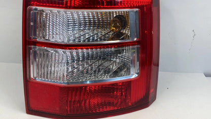 2007 2010 JEEP COMPASS REAR RIGHT PASSENGER SIDE TAIL LIGHT TAILLIGHT LAMP OEM
