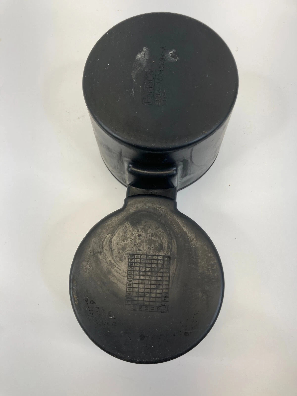 2008-2012 FORD ESCAPE FRONT CENTER CONSOLE CUP HOLDER INSERT 8L8478046B94A OEM