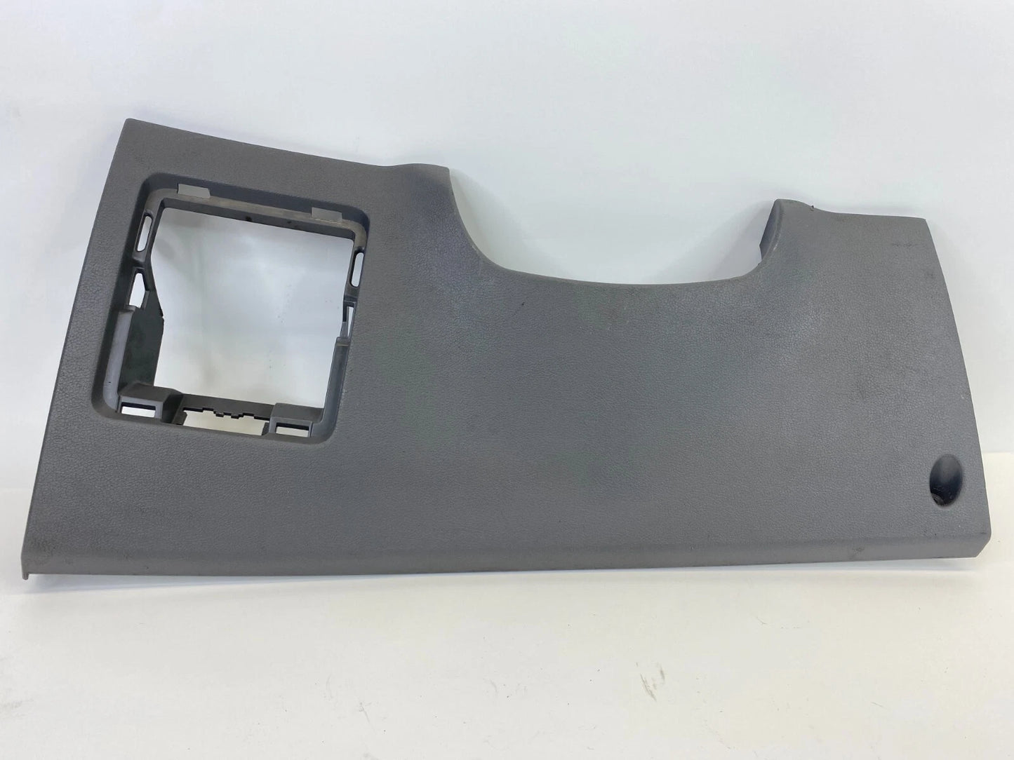 2011-2016 HYUNDAI ELANTRA DASH LOWER KNEE BEZEL TRIM COVER 84751-3XAA0 OEM