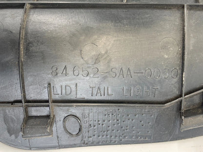 07 08 HONDA FIT HATCHBACK LEFT SIDE INNER TAILLIGHT ACCESS COVER 84652-SAA-0030