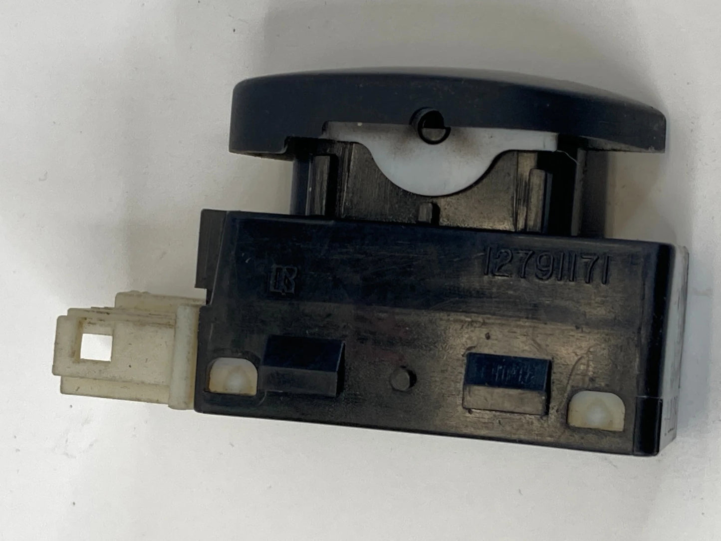 03-11 SAAB 9-3 FRONT RIGHT PASSENGER SIDE DOOR LOCK SWITCH BUTTON 12791171 OEM