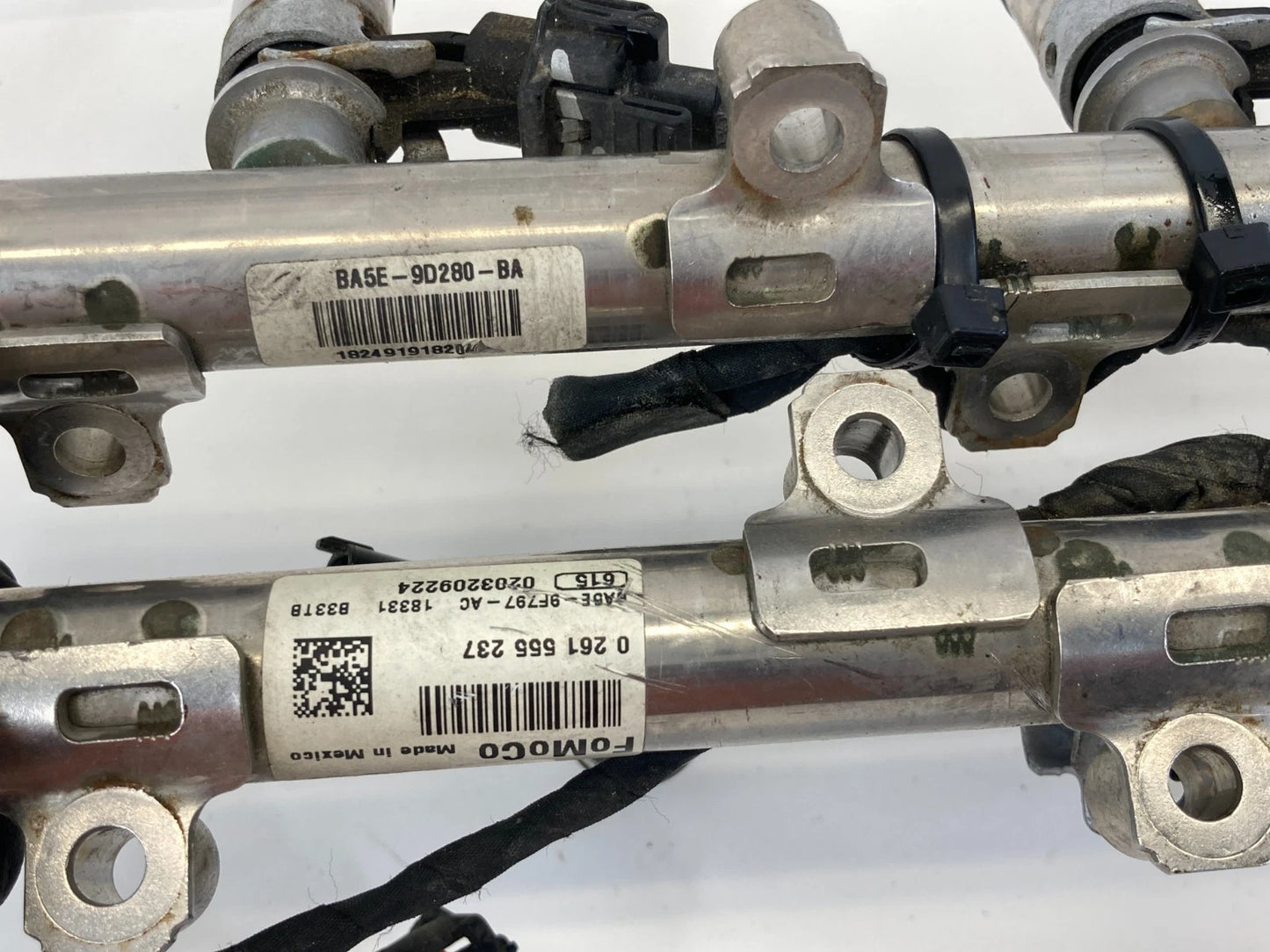 2014-2019 FORD EXPLORER POLICE INTERCEPTOR FUEL INJECTION RAIL W/INJECTORS OEM