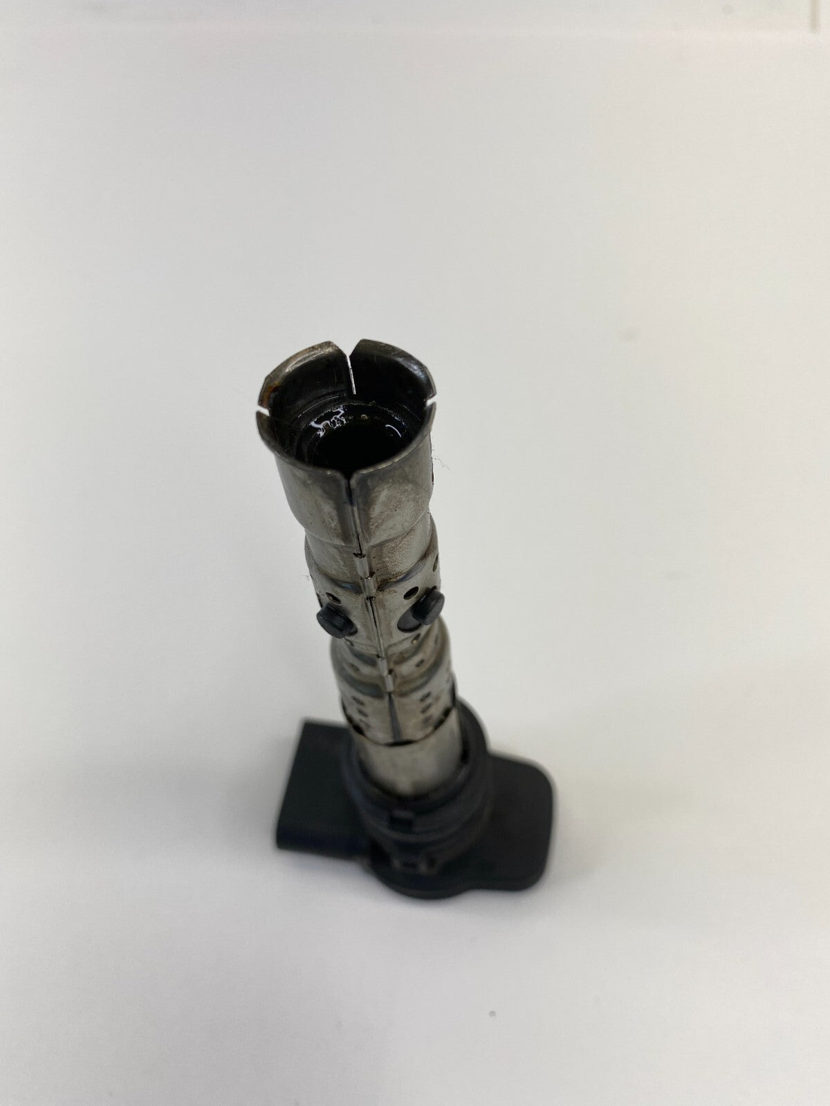 00-05 Volkswagen Passat 01-05 Jetta 1.8L L4 AT Ignition Coil Igniter 06B905115R