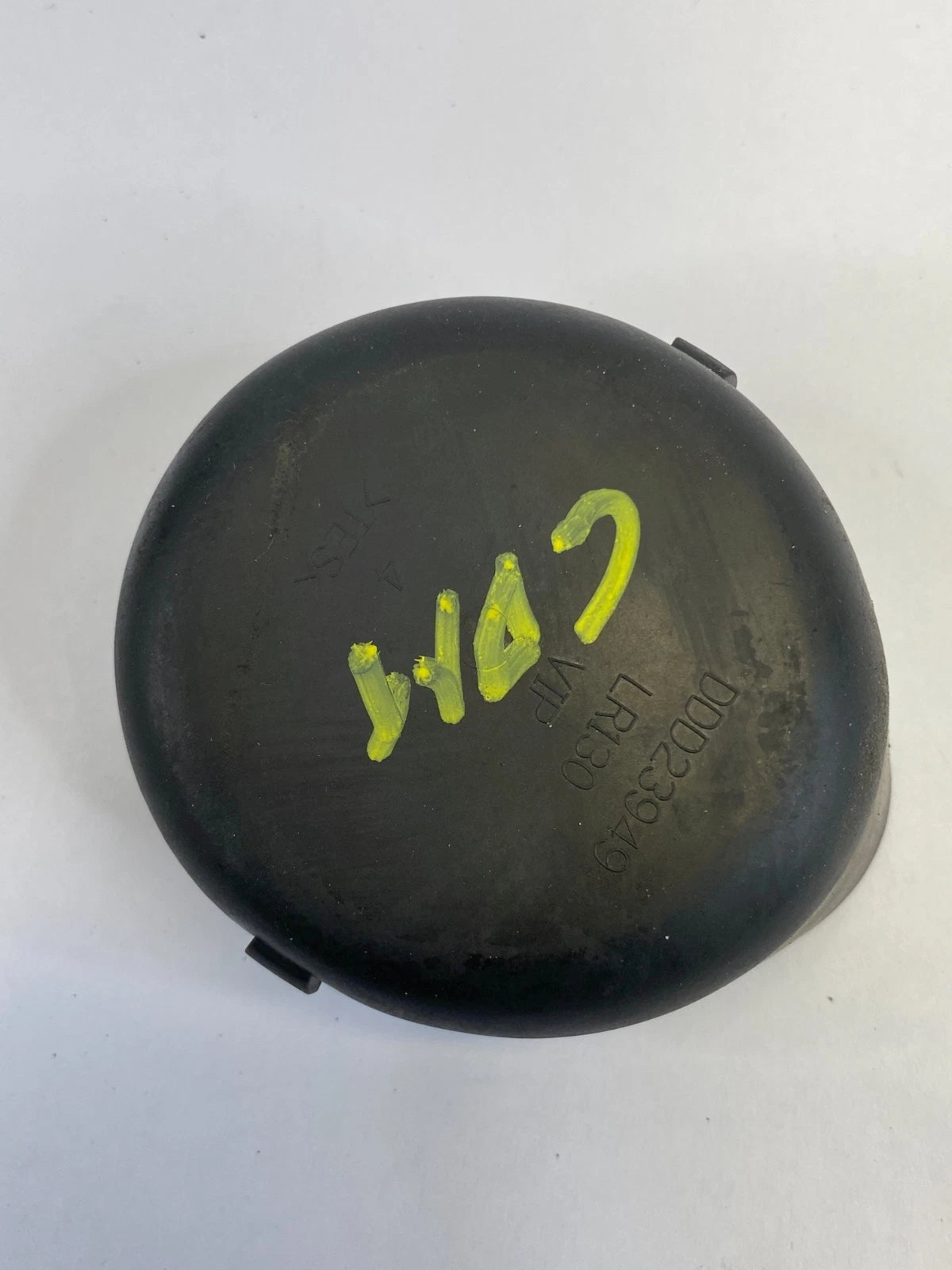 2002-2009 CHEVY TRAILBLAZER CENTER CONSOLE CUP HOLDER RUBBER MAT INSERT DDD23949