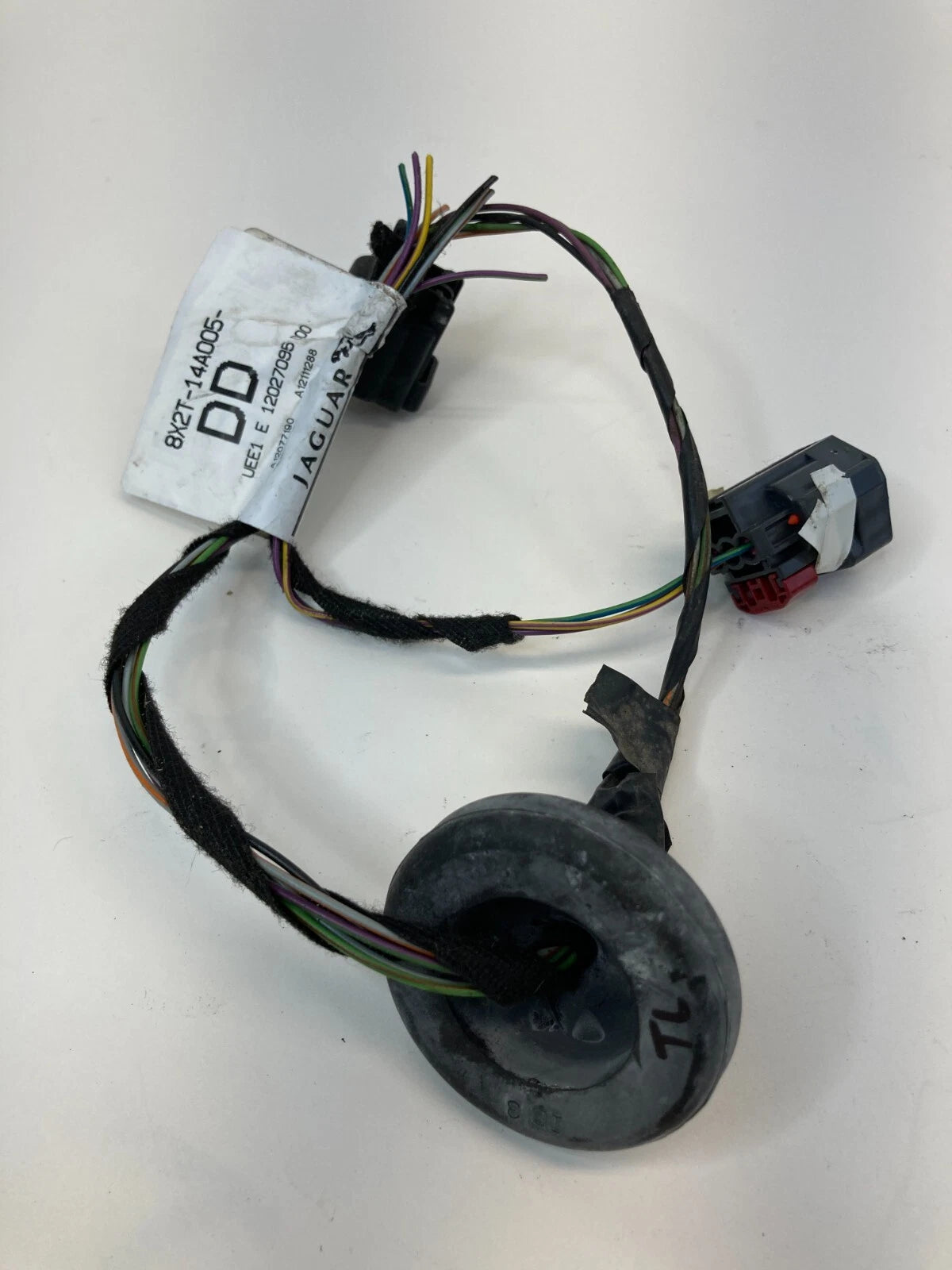 2009-2011 JAGUAR XF LEFT TAIL LIGHT LAMP WIRING PLUG CABLE OEM 8X2T-14A005-DD