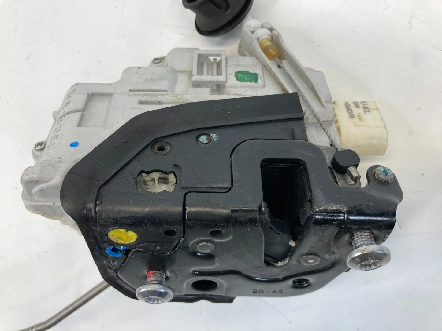 2006-2011 AUDI A6 REAR LEFT SIDE DOOR LATCH RELEASE ACTUATOR 4F1-839-015C OEM