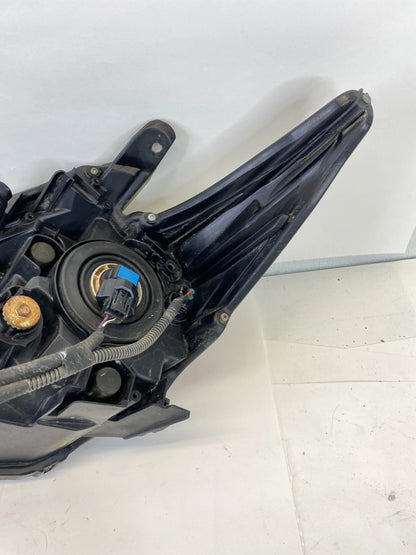 2010-2011 TOYOTA PRIUS HALOGEN HEADLIGHT HEADLAMP HOUSING UNIT RIGHT 81130-47211