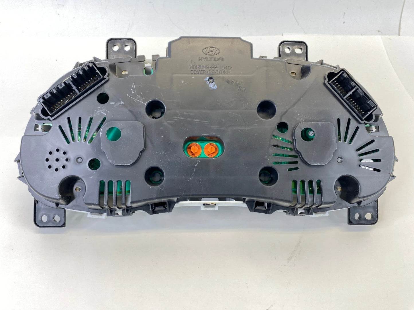 12 13 14 HYUNDAI ACCENT SPEEDOMETER INSTRUMENT CLUSTER 104.645 MILES 94001-1R010