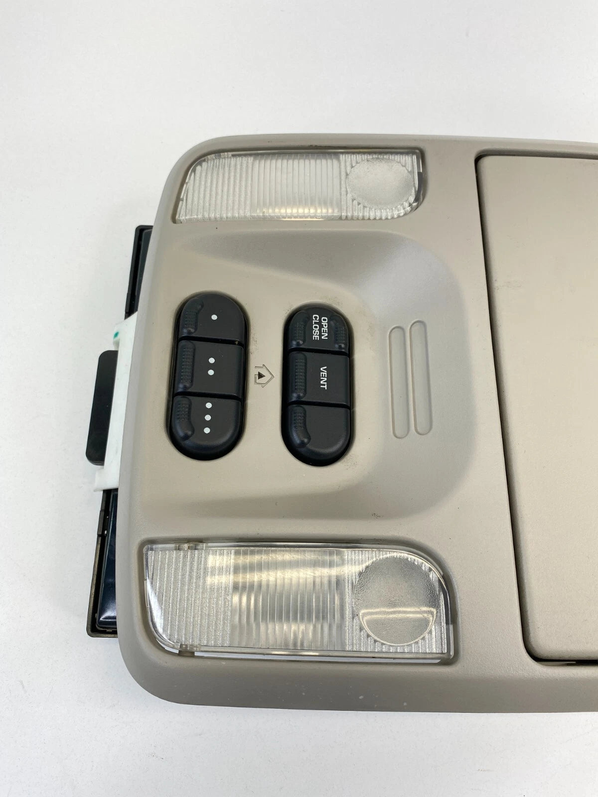 2004-2006 CHRYSLER PACIFICA OVERHEAD CONSOLE MAP LIGHT W/ TIRE PRESSURE MODULE