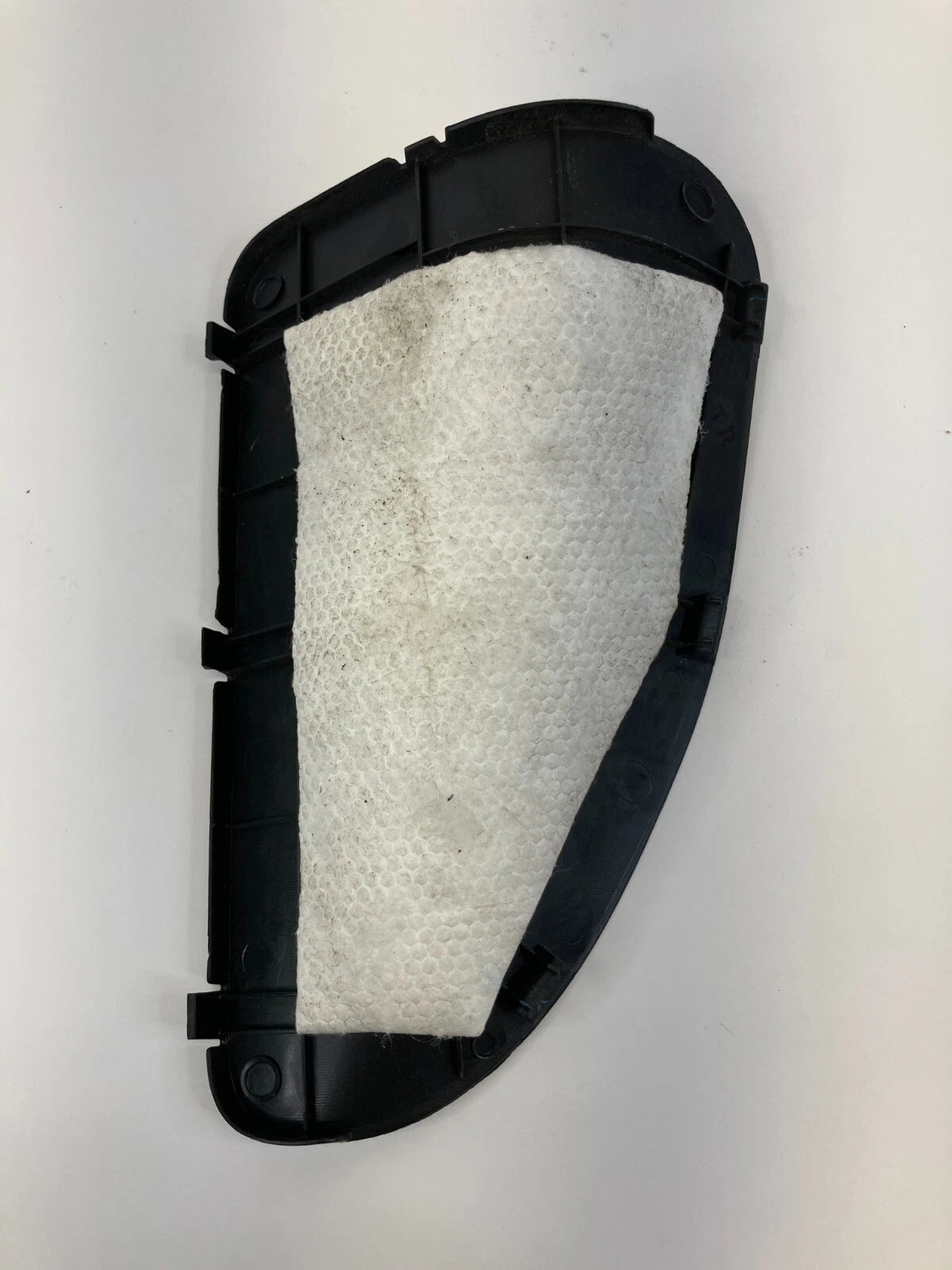 07 08 HONDA FIT HATCHBACK REAR RIGHT SIDE INTERIOR TAILLIGHT LID ACCESS COVER