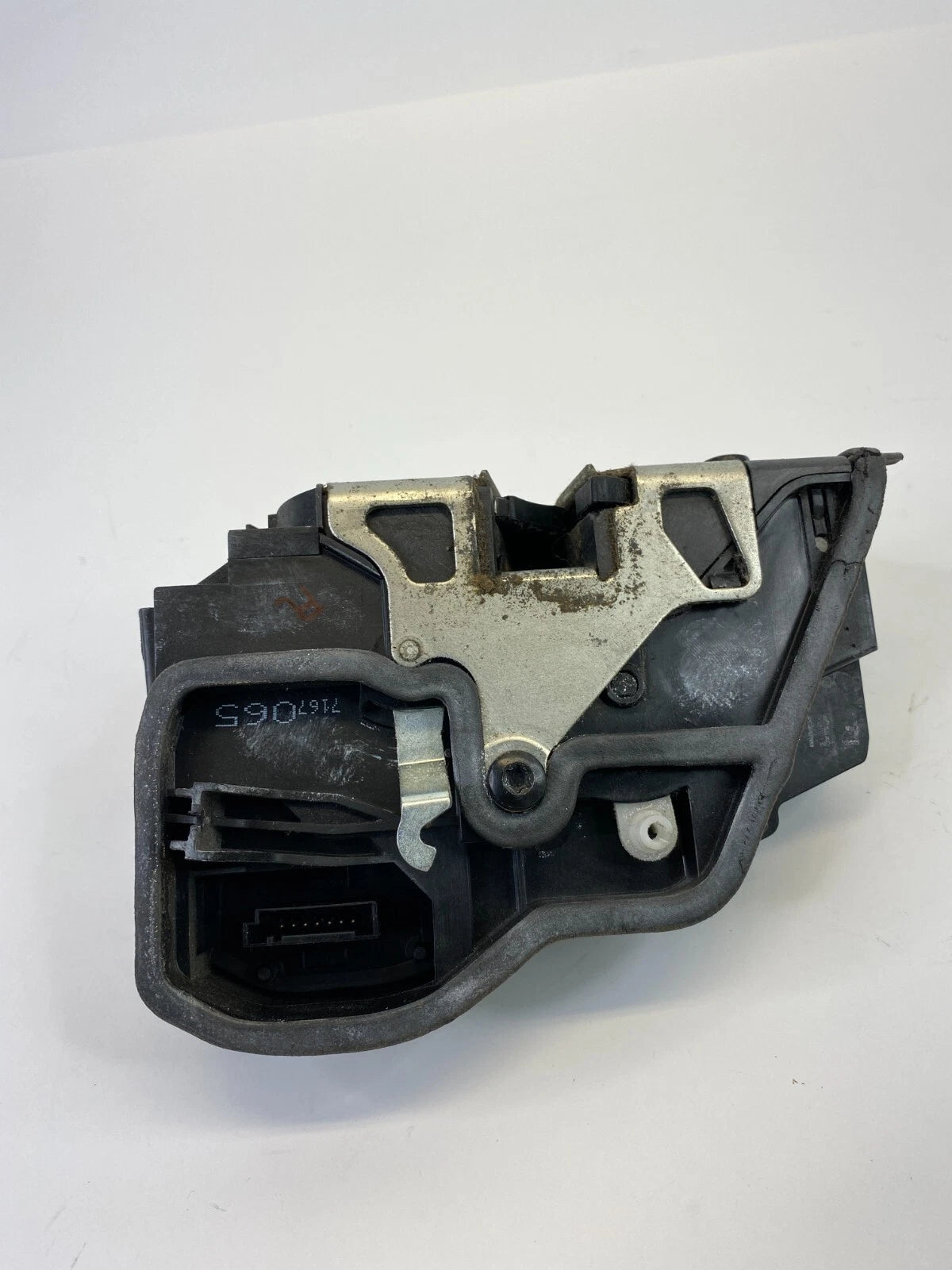 04-07 BMW 530I 525I FRONT LEFT SIDE DOOR LOCK LATCH RELEASE ACTUATOR 7167065 OEM