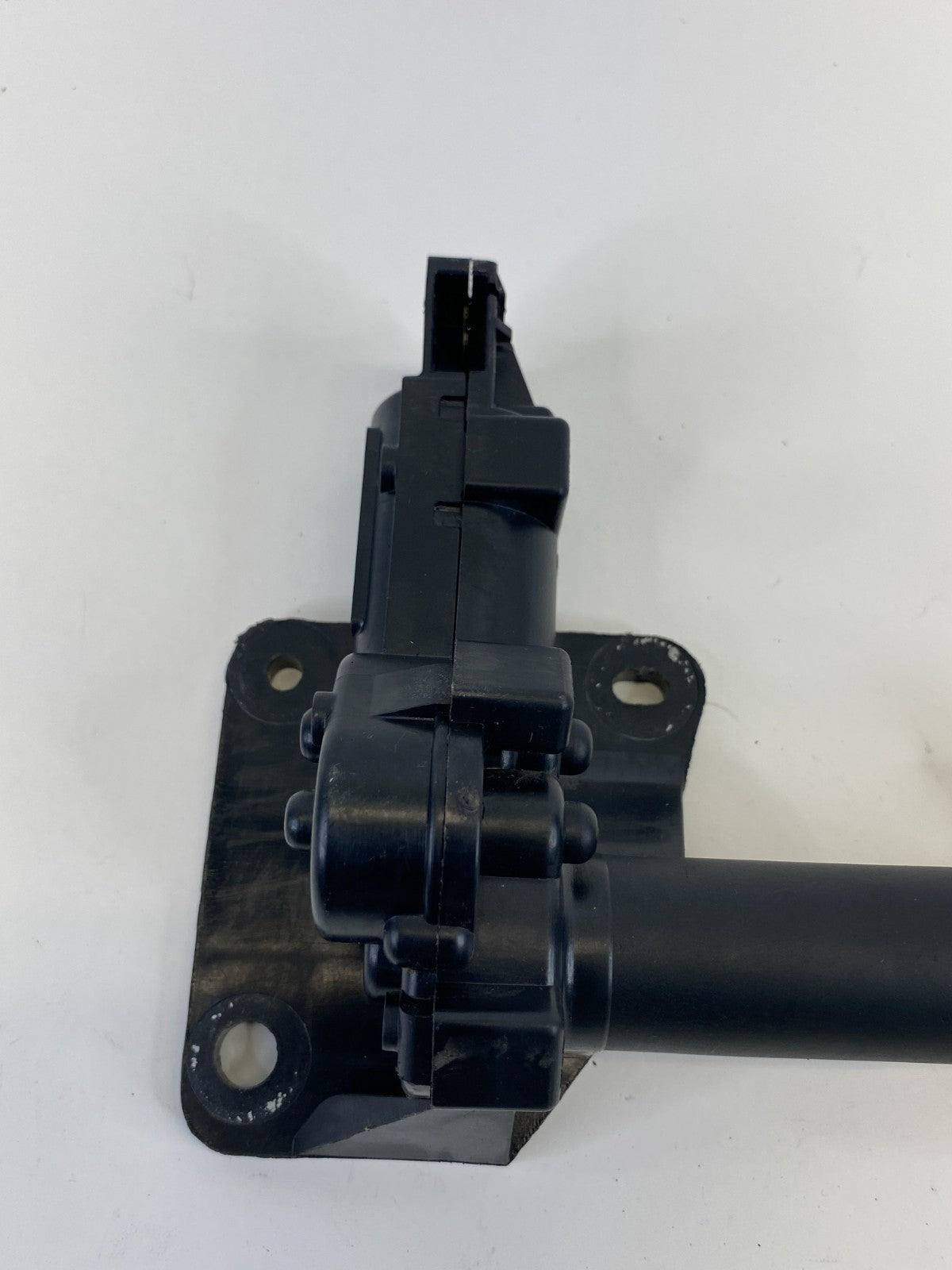 2001-2016 Chrysler Town & Country Rear Left Side Quarter Window Motor Actuator