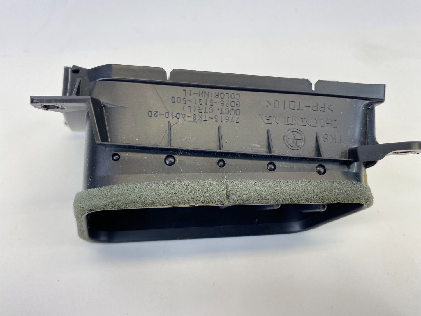 2011-2013 Honda Odyssey Center Dash A/C Air Vent Grill Grille Set Pair OEM